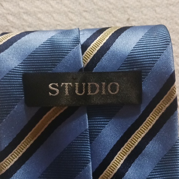 NWOT Studio Silk Tie - Picture 3 of 3